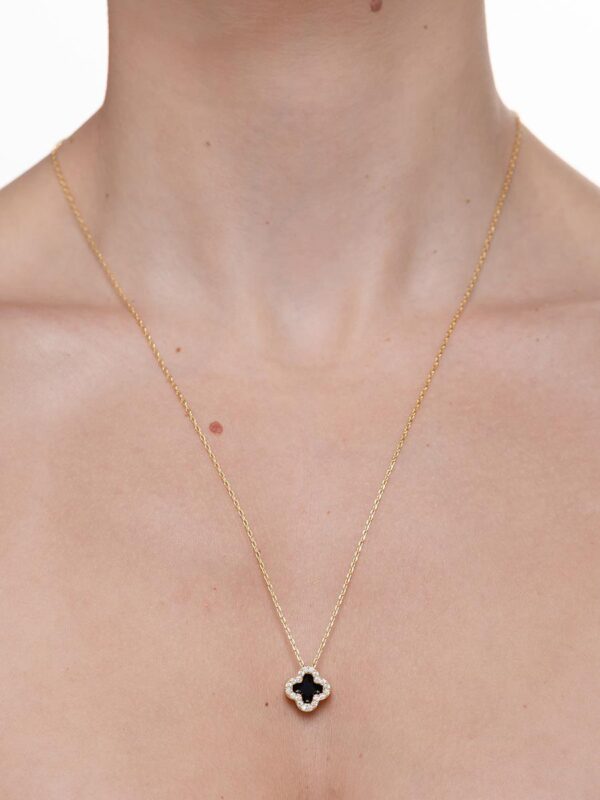Colar Trevo Cravejado Preto | Banhado a Ouro - Imagem 2