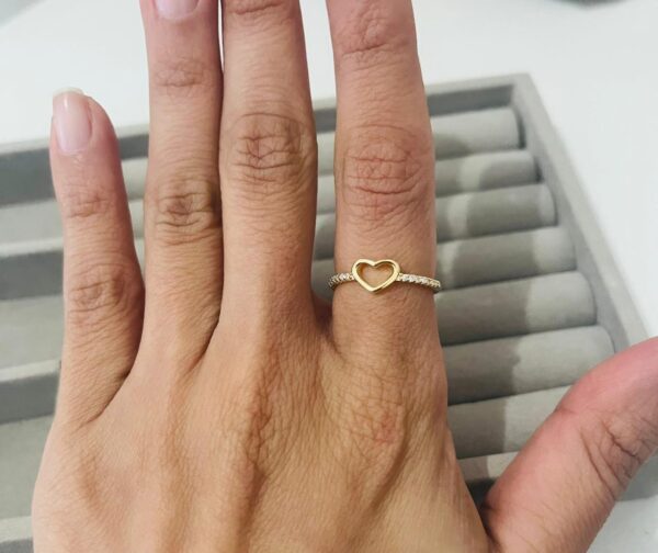 ANEL DE CORAÇÃO CRAVEJADO COM ZIRCÔNIA BANHADO A OURO - Imagem 3