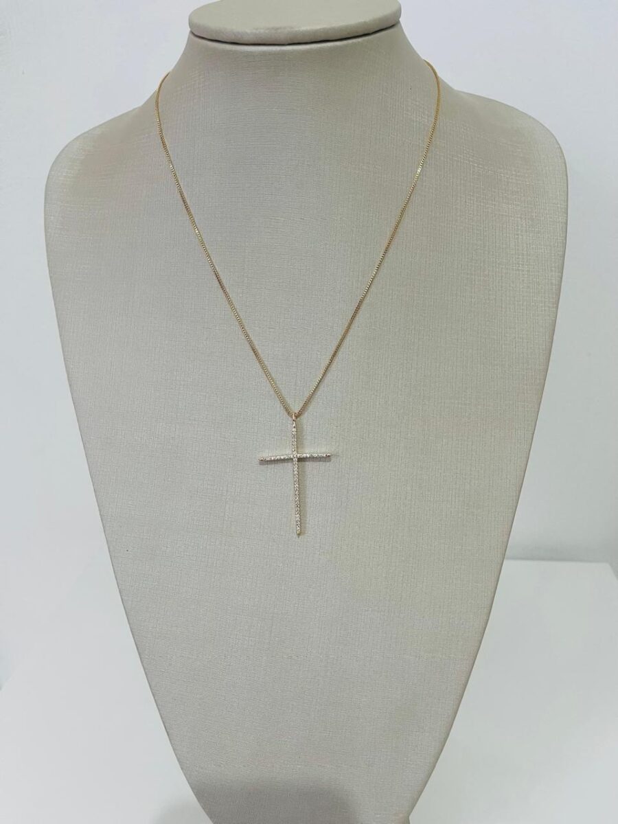 Corrente com pingente cruz banhada a ouro