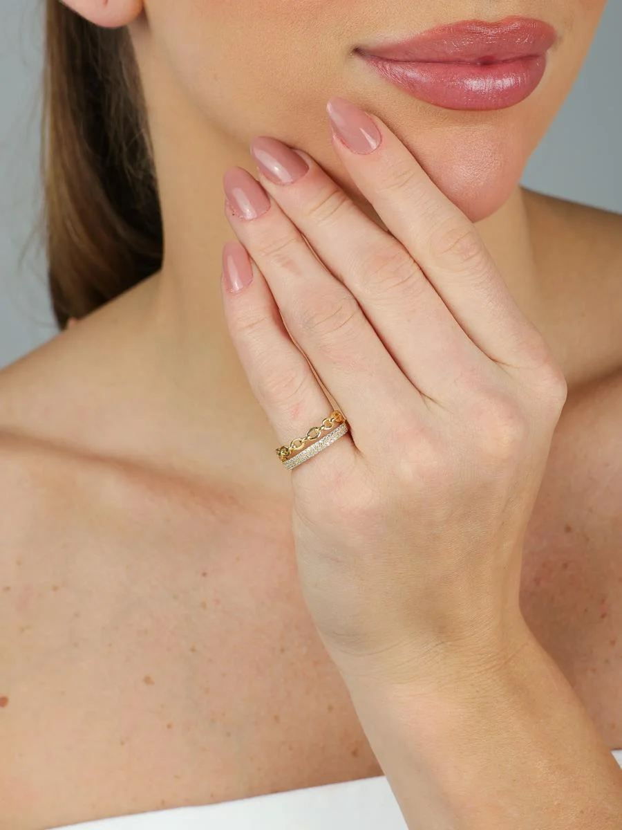 Anel Corrente Cravejado | Banhado a Ouro TAM 16