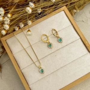 Conjunto Coração Turmalina Cravejado | Banhado a Ouro