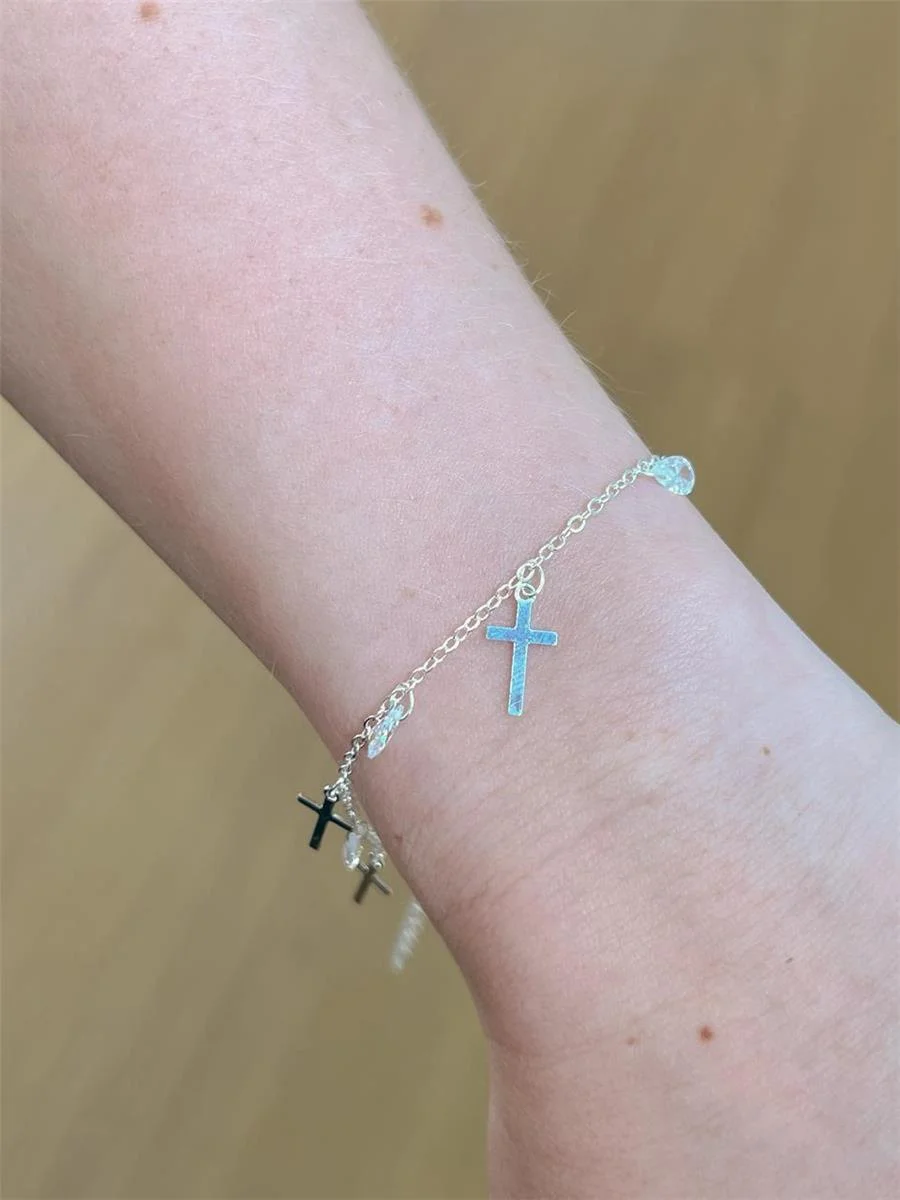 Pulseira Cruz Com Ponto De Luz | Banho De Prata